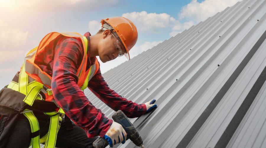 Professional Emergency Roof Repairs services in Oktaha, OK